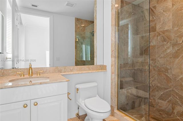 13621 Deering Bay Dr 304, Coral Gables, FL 33158