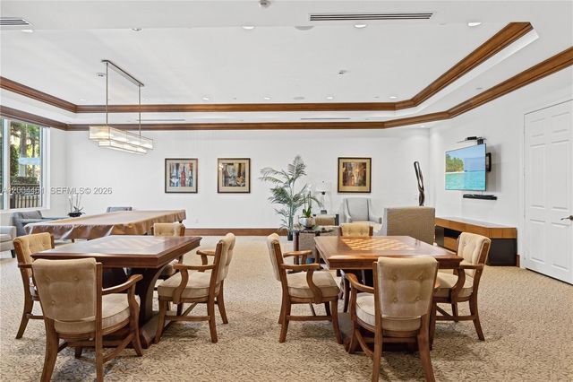 13621 Deering Bay Dr 304, Coral Gables, FL 33158