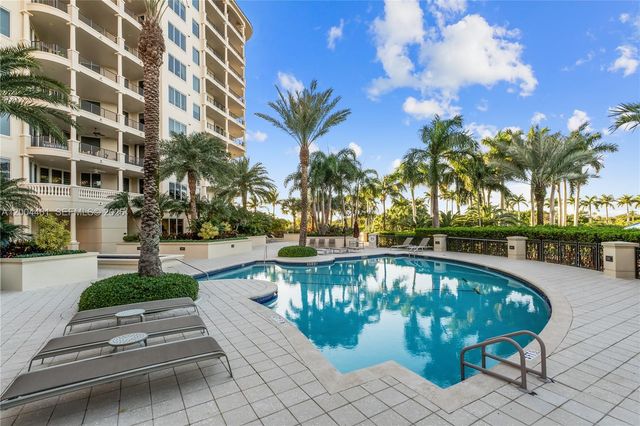 13621 Deering Bay Dr 304, Coral Gables, FL 33158