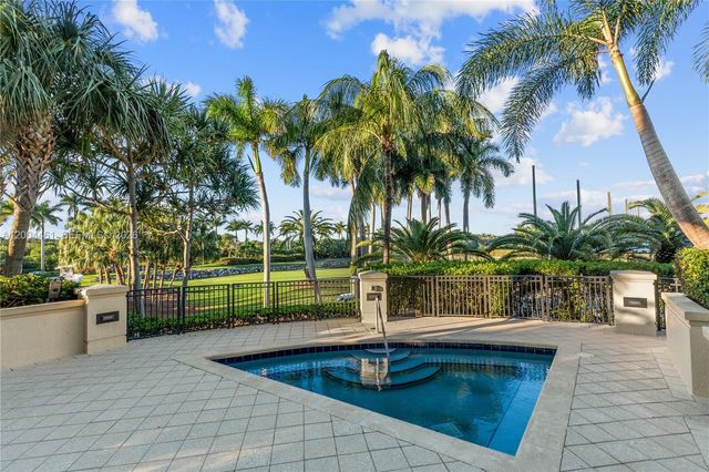 13621 Deering Bay Dr 304, Coral Gables, FL 33158