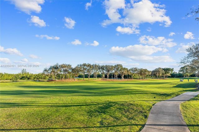 13621 Deering Bay Dr 304, Coral Gables, FL 33158