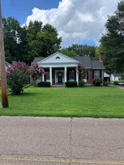 316 SANFORD ST E, Covington, TN 38019