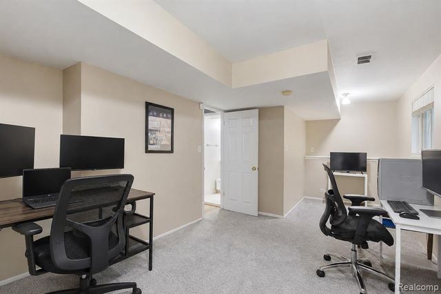 20395 Briarwood Court, Southfield, MI 48076