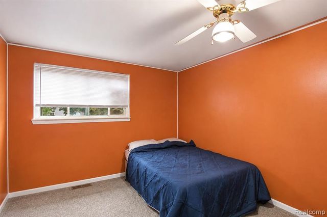 20395 Briarwood Court, Southfield, MI 48076