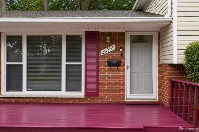 20395 Briarwood Court, Southfield, MI 48076