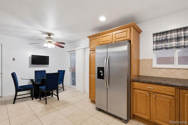 20395 Briarwood Court, Southfield, MI 48076