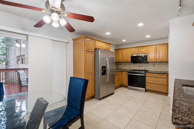 20395 Briarwood Court, Southfield, MI 48076