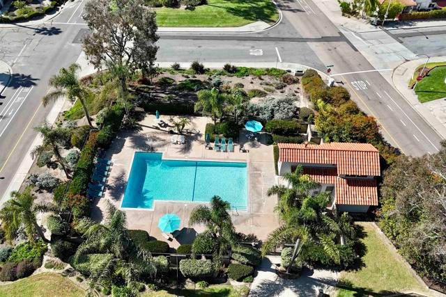 1825 Hummock Lane, Encinitas, CA 92024