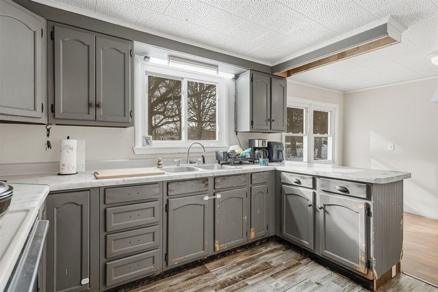 4613 W Ab Avenue, Plainwell, MI 49080