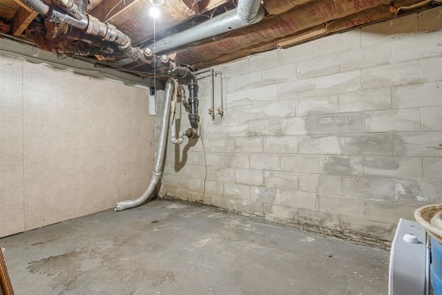 4613 W Ab Avenue, Plainwell, MI 49080