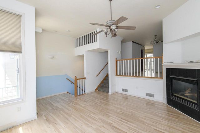 902 E Brady STREET, Milwaukee, WI 53202