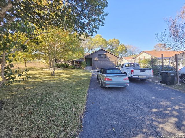 5564 Fm 1103, Schertz, TX 78108