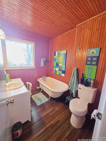 5564 Fm 1103, Schertz, TX 78108