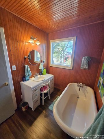 5564 Fm 1103, Schertz, TX 78108