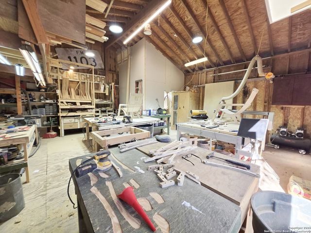 5564 Fm 1103, Schertz, TX 78108