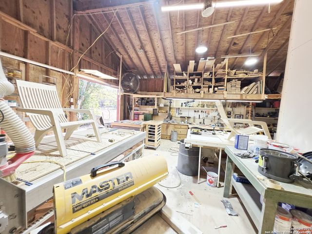 5564 Fm 1103, Schertz, TX 78108