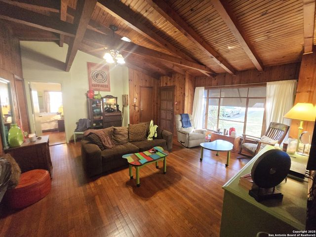 5564 Fm 1103, Schertz, TX 78108