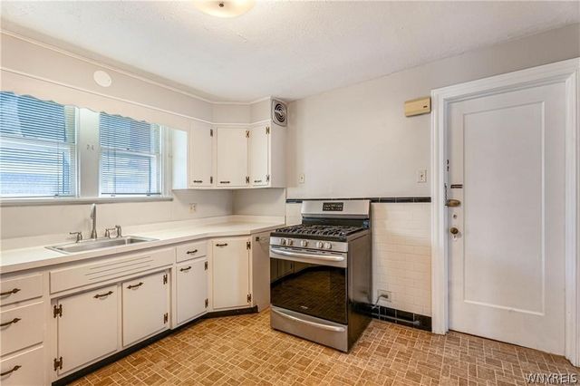 34 Delham Avenue, Buffalo, NY 14216