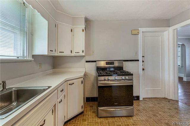 34 Delham Avenue, Buffalo, NY 14216