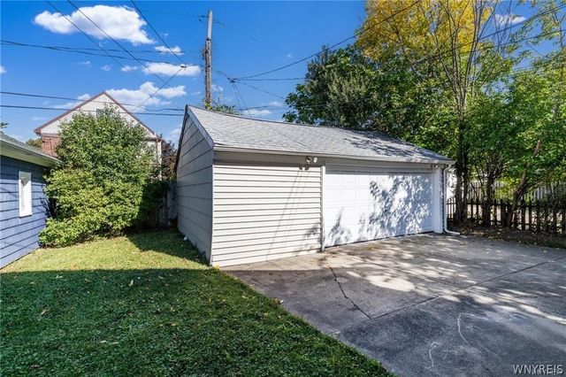 34 Delham Avenue, Buffalo, NY 14216