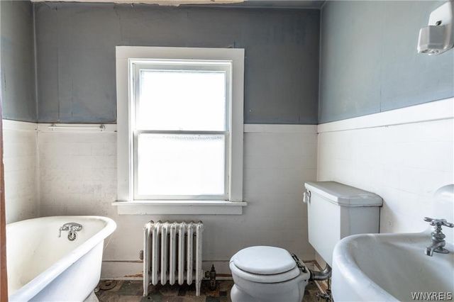 34 Delham Avenue, Buffalo, NY 14216