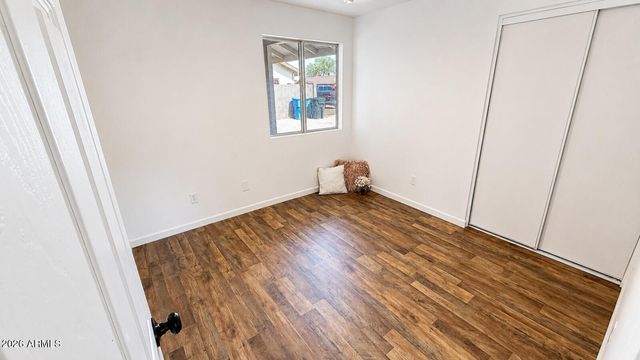 6736 W VERNON Avenue, Phoenix, AZ 85035