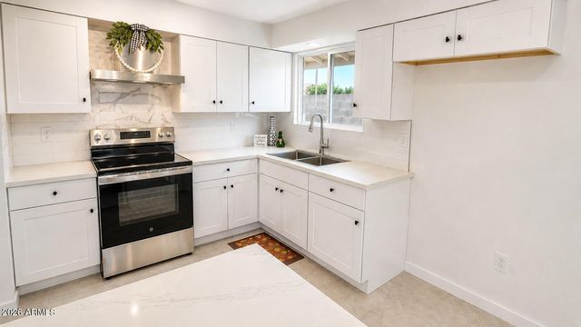 6736 W VERNON Avenue, Phoenix, AZ 85035