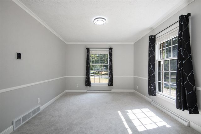 4085 Quainton Road, Norton Shores, MI 49441