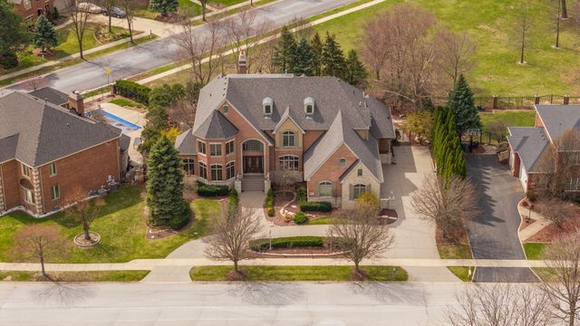 10224 Cherrywood Lane, Munster, IN 46321