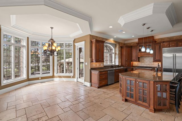 10224 Cherrywood Lane, Munster, IN 46321