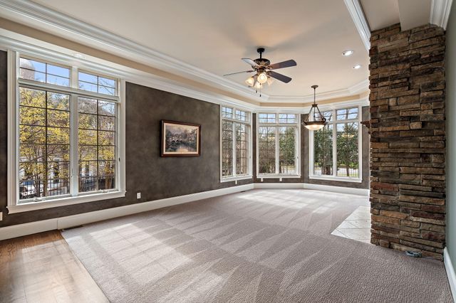 10224 Cherrywood Lane, Munster, IN 46321
