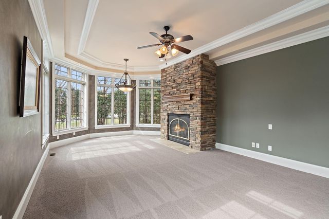 10224 Cherrywood Lane, Munster, IN 46321
