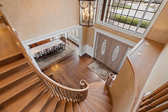 10224 Cherrywood Lane, Munster, IN 46321