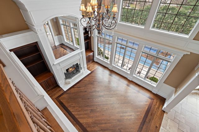 10224 Cherrywood Lane, Munster, IN 46321