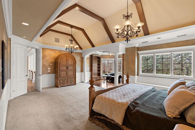 10224 Cherrywood Lane, Munster, IN 46321