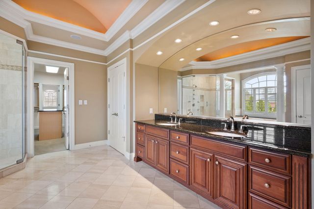 10224 Cherrywood Lane, Munster, IN 46321