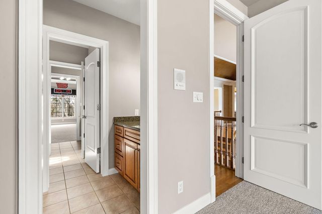 10224 Cherrywood Lane, Munster, IN 46321