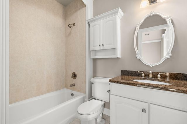10224 Cherrywood Lane, Munster, IN 46321