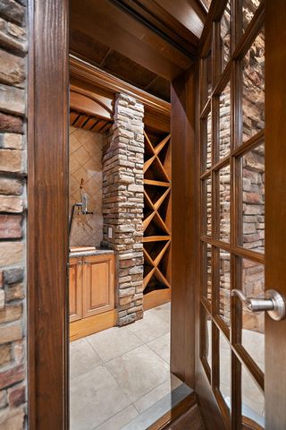 10224 Cherrywood Lane, Munster, IN 46321