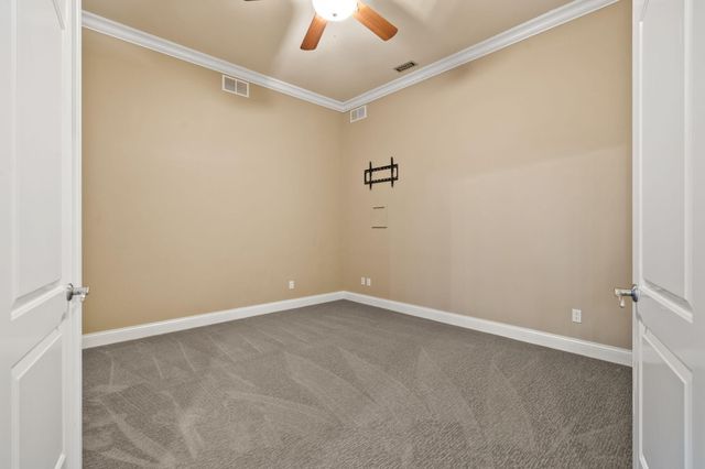 10224 Cherrywood Lane, Munster, IN 46321