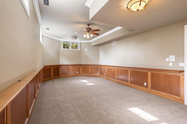 10224 Cherrywood Lane, Munster, IN 46321