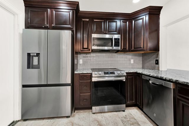 126 Sunnydale, Lewisville, TX 75067