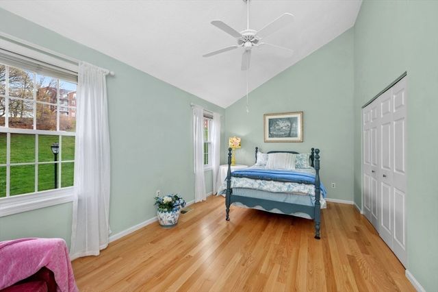 18 Breakwater Drive 18, Chelsea, MA 02150