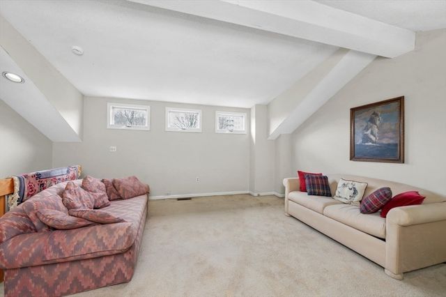 18 Breakwater Drive 18, Chelsea, MA 02150