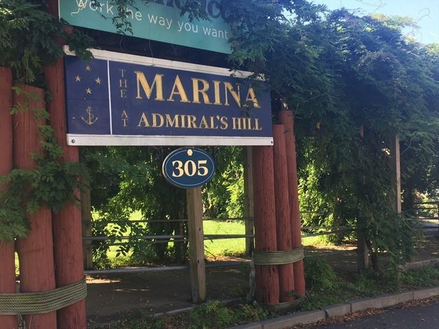 18 Breakwater Drive 18, Chelsea, MA 02150