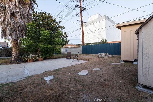 5604 S Manhattan Place, Los Angeles, CA 90062