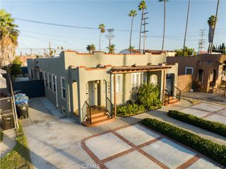 5604 S Manhattan Place, Los Angeles, CA 90062
