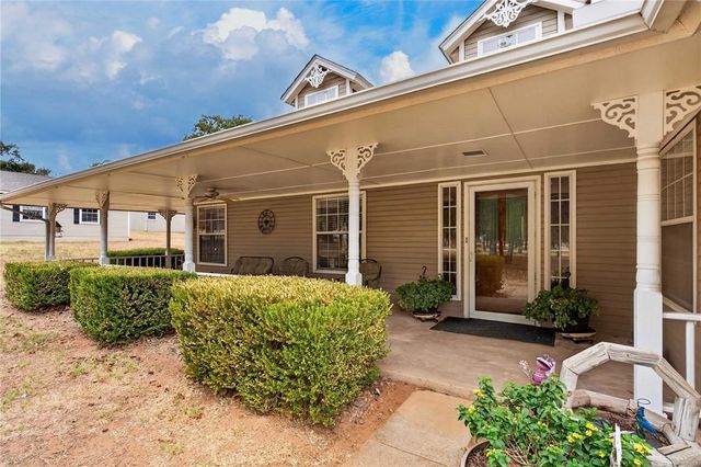 18233 Sierra Lane, Newalla, OK 74857
