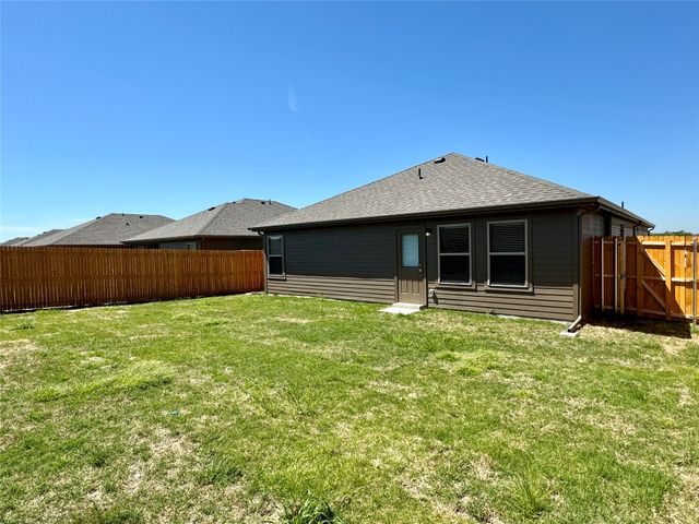 6317 Graceland Drive, Greenville, TX 75402