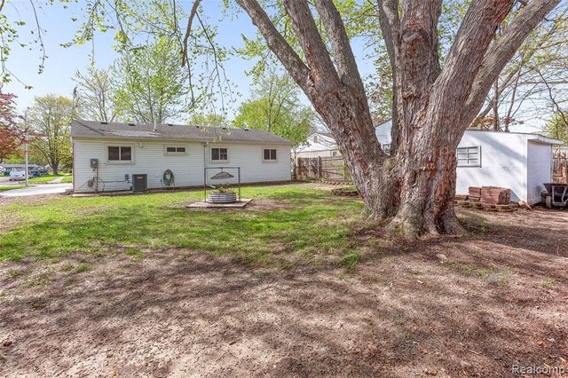 10753 Van Buren Street, Van Buren, MI 48111